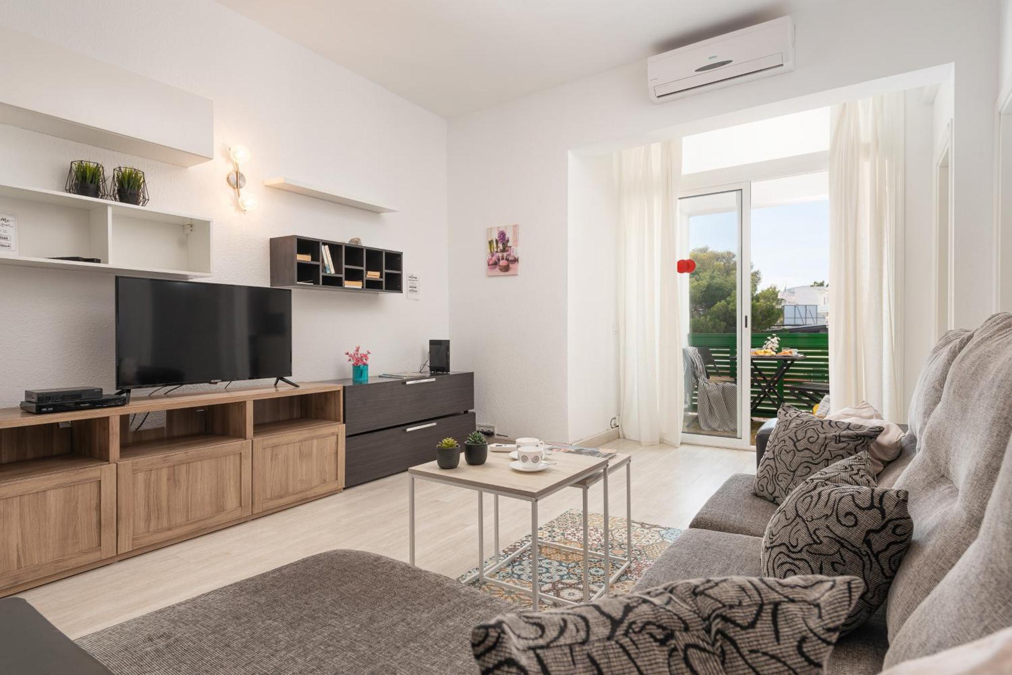 Apartment Xara Torres, At The Beach Of Alcudia Port d'Alcúdia Exterior foto