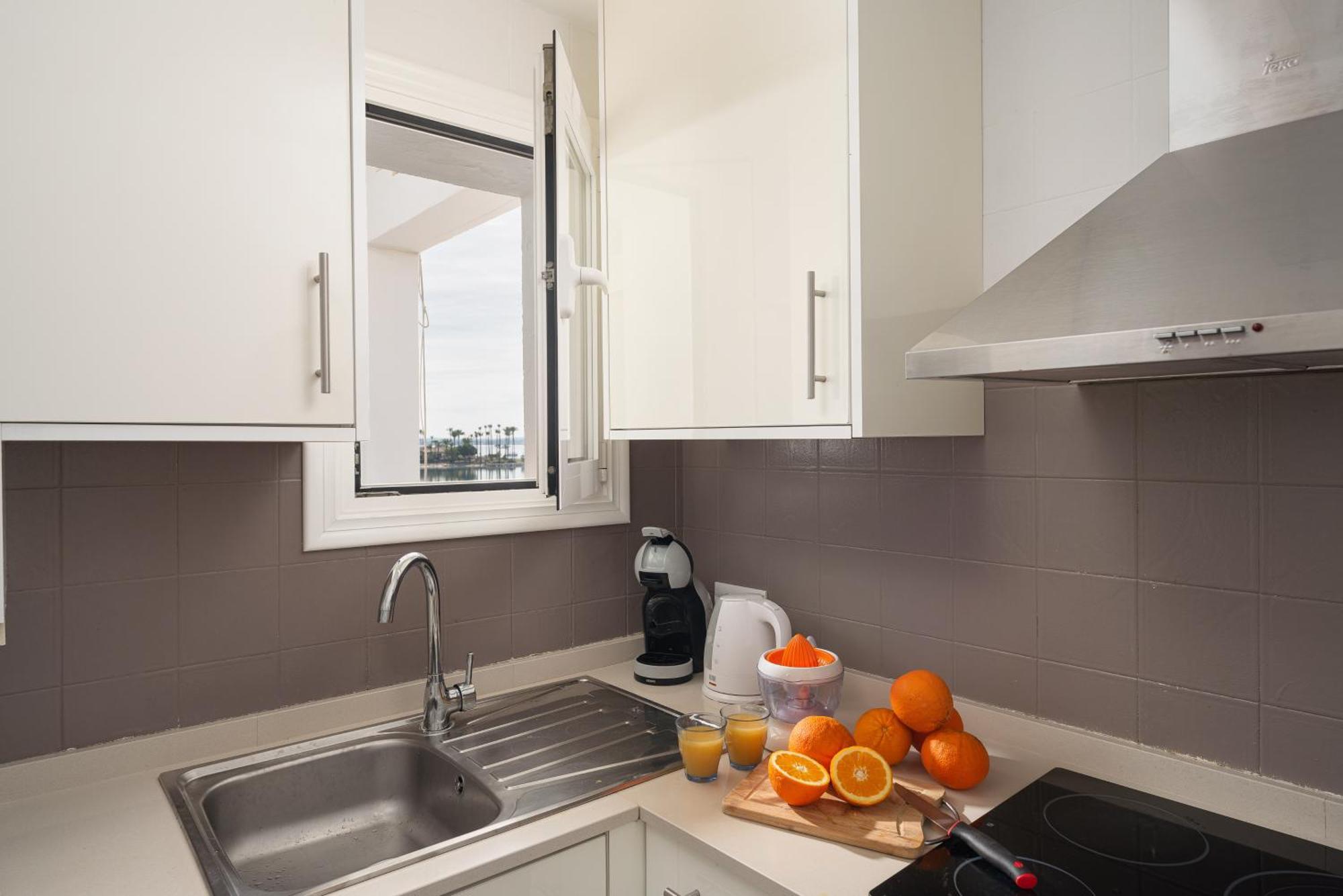 Apartment Xara Torres, At The Beach Of Alcudia Port d'Alcúdia Exterior foto